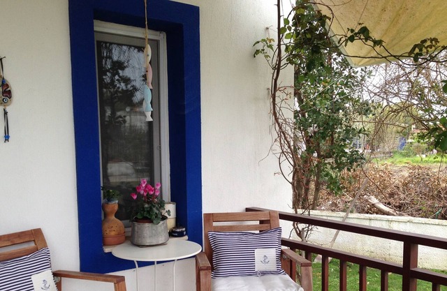 Garden Flat inYalikavak centre, 200m to the sea, Palmarina. Pool shared with 6
