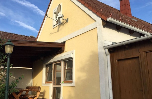Gardi House. Cozy 3 bedroom house on Lake Neusiedl. Very quiet area.