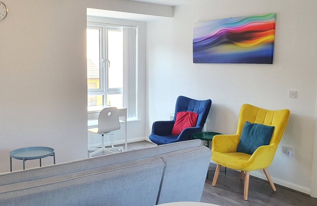 Garland Modern Apartment Dartford 1 With Parking