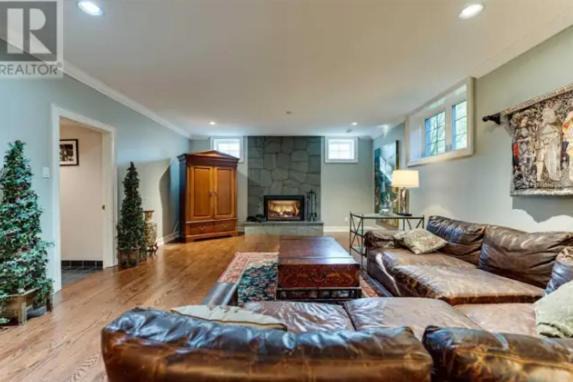 Gated 7000 sq ft Mansion, 2.5 Acre Lot, Circular DriveWay, 15 car parking