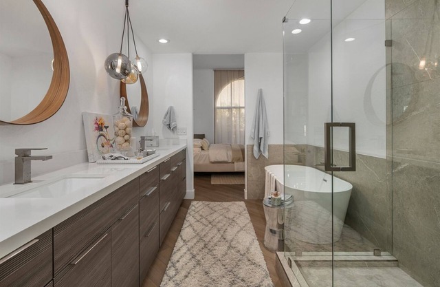 Gated Golf in Grayhawk | 2 Bed + Office | Remodel