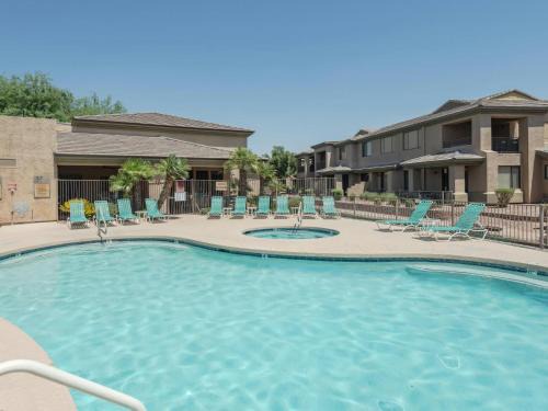 Gated Ocotillo Townhouse with heated pool, spa, BBQ
