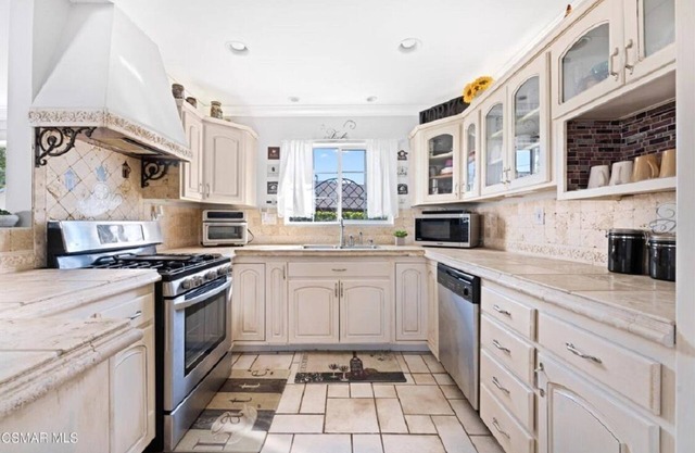 Gated villa with large size pool and open area