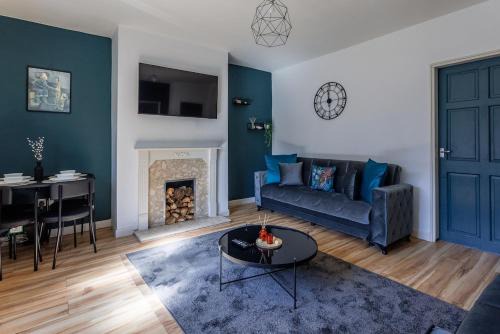 Gateshead Modern 2Bedroom House With Parking