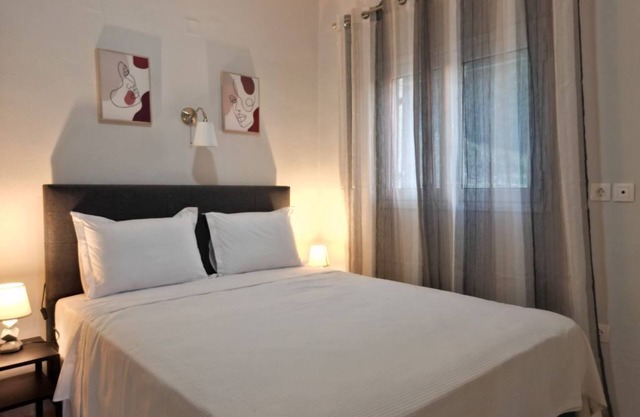 Gems Danae apartment - Close to Corfu city, nestled within a forest, offering a unique views