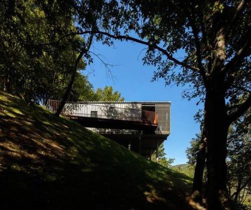 GeresNationalPark-Cabin-6Bed-Balcony-Pool-Views