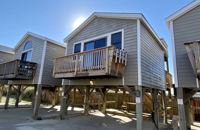 Get hooked on "The Fish House"!
