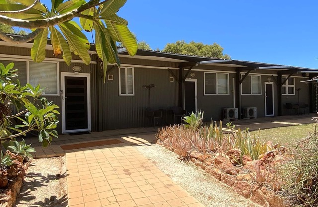 Getaway Villas Unit 38-2 - comfort on a budget