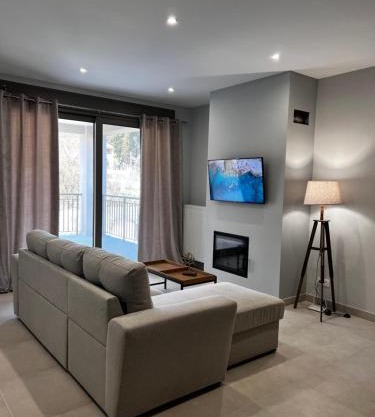 Giannel Luxury Apartment 2