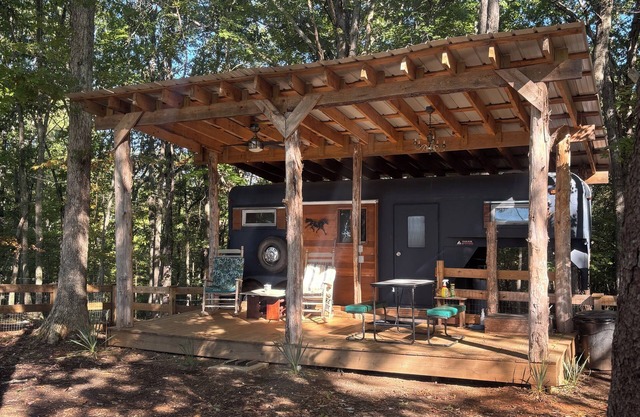 Giddyup Getaway! Altamont Farms