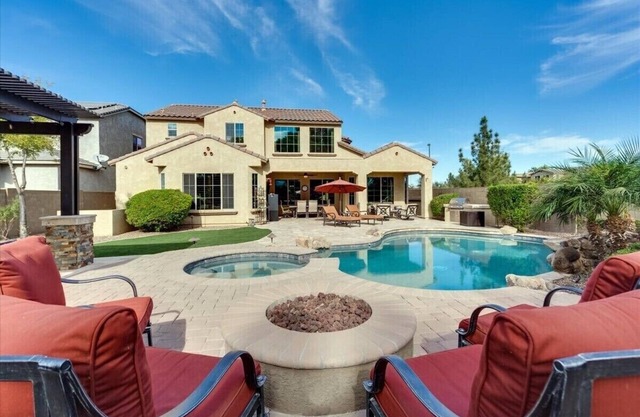 Gilbert Oasis