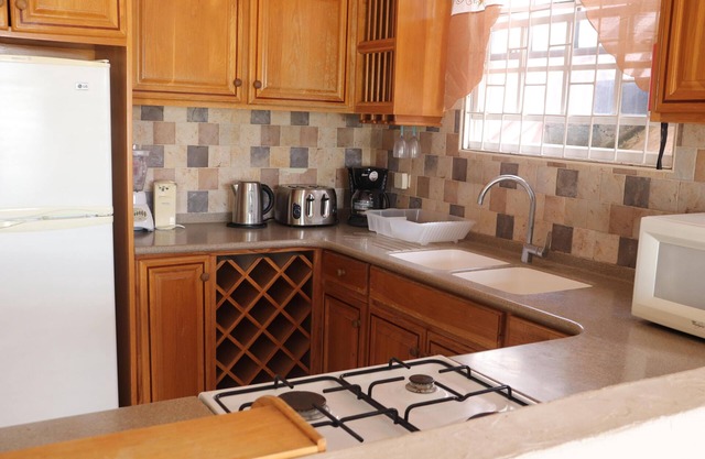 Ginger Lily 2-bed Suite at Sungold House Barbados