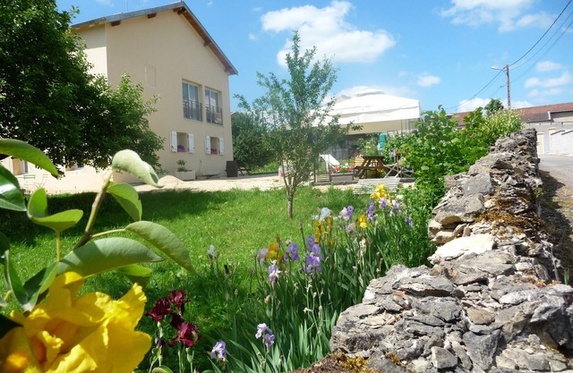 GITE-APART comfortable between Nancy and Metz in "Little Switzerland Lorraine".