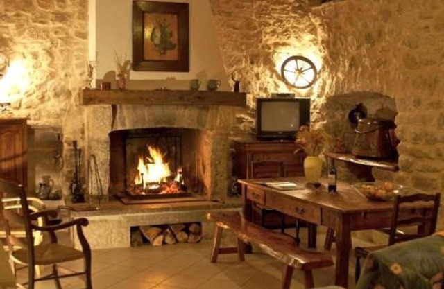 Gite AUTHENTICALLY RESTORED, IN THE HEART OF NATURAL PARK DS GDS CAUSSES