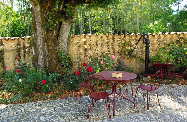 Gite Bleu, 2 room apartment located on the ground floor
