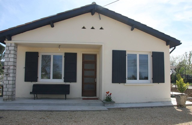 GITE Chez mamie 7 people in Ste Livrade sur Lot