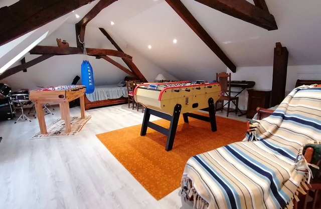 Gite Congrier, 6 bedrooms, 14 persons