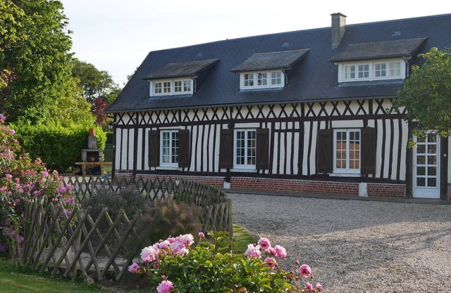 Gîte Euphrasie, Normandy farmhouse near the sea