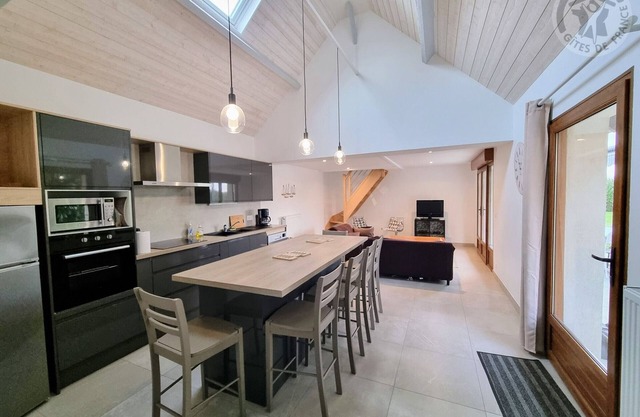 Gite La Celle-les-Bordes, 3 bedrooms, 4 persons