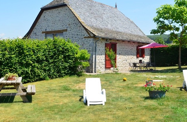 Gite Labesserette, 2 bedrooms, 5 persons