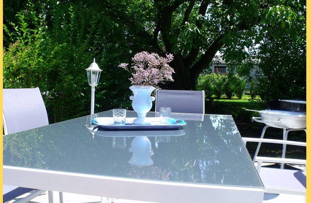 Gite "les garennes" in a park a few Kms from La cote (2 nights mini)