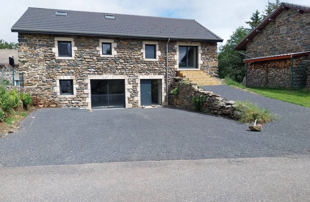 Gite Meygal Home
