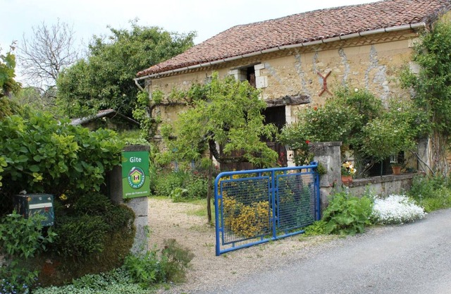 Gite Milhac-de-Nontron, 2 bedrooms, 5 persons
