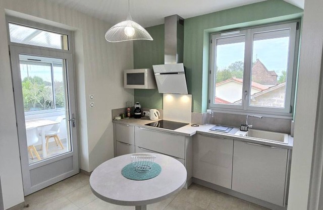 Gite Rouffignac-Saint-Cernin-de-Reilhac, 2 bedrooms, 4 persons