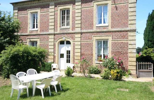 Gite Saint-Pierre-Bénouville, 4 bedrooms, 8 persons