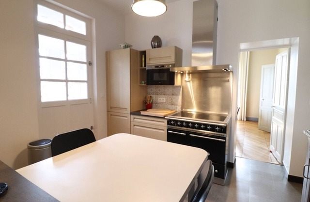 Gite Saint-Flour, 6 bedrooms, 11 persons