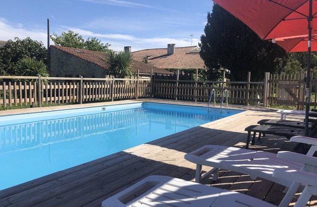 Gite, swimming pool, 2 bedrooms/5 pers. - Puy du Fou/Marais poitevin/Mervent/Vouvant