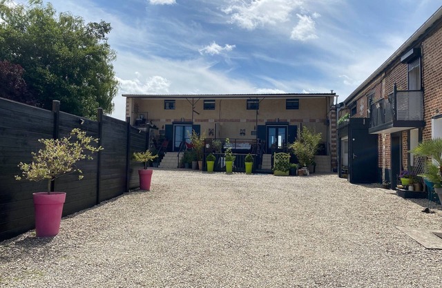 GITE with 6 bedrooms 4 bathrooms Lille Béthune Lens Arras
