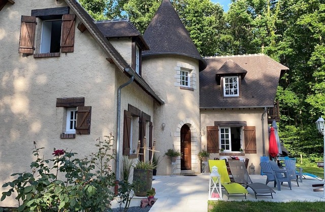Giverny 15 mn .