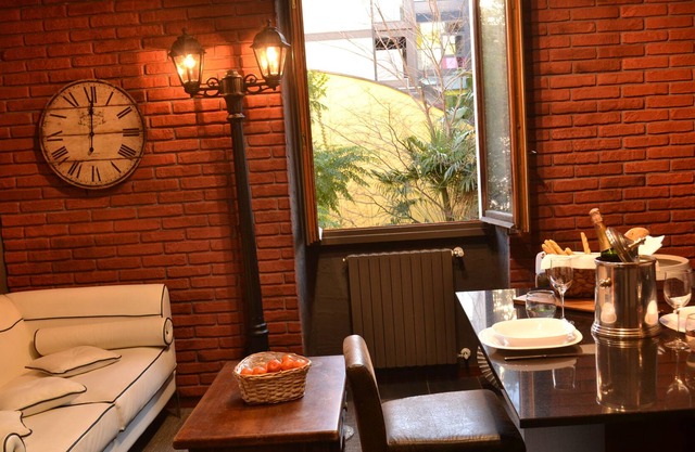 Glam Apartement in Milan