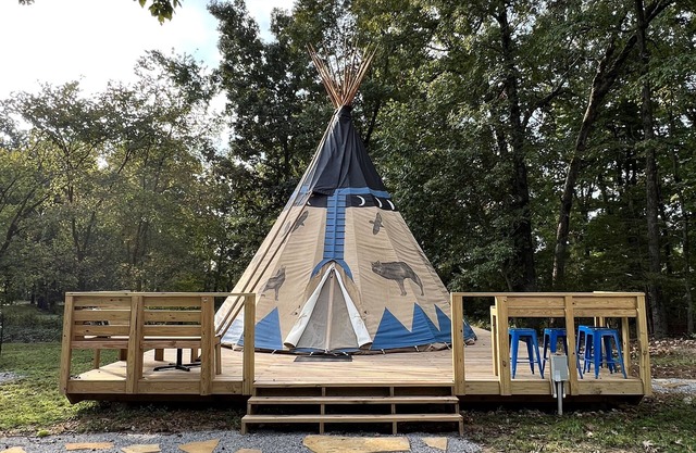 Glamping in an Authentic Style Sioux Tipi in the Heart of the Ozarks “The Wolf”