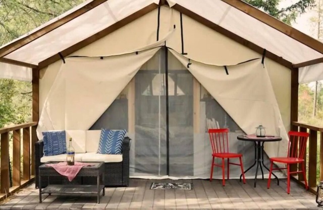 Glamping Tent! Nestled at base of Mission Mountains! Quiet & secluded.