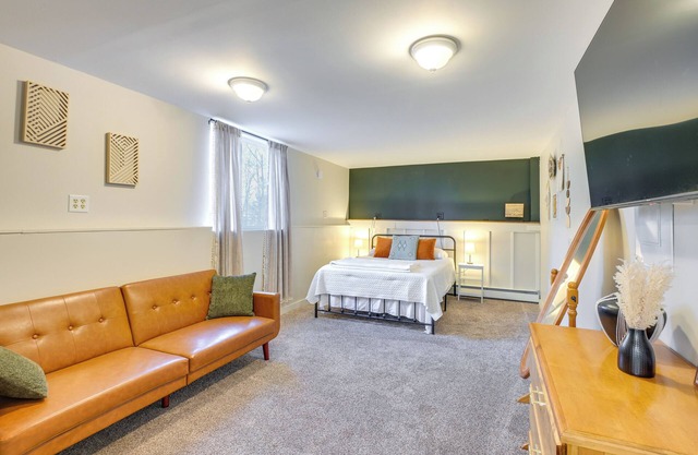 Glenburn Studio ~ 5 Mi to Treworgy Family Orchards