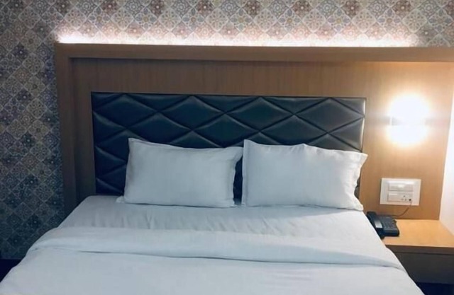 Glitz Hotels AR Residency