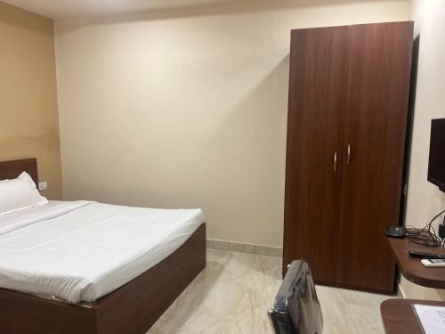 Gokul Vian Hotels