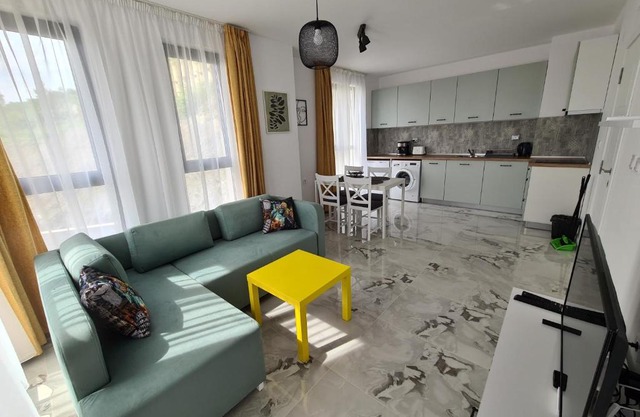Gold beach apart Obzor