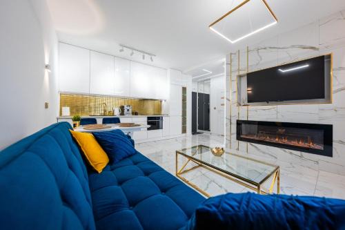 Gold Luxury Apartment