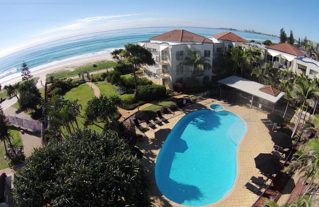 Golden Riviera Absolute Beachfront Resort