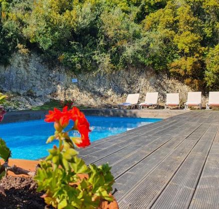 Golden Sun Villa