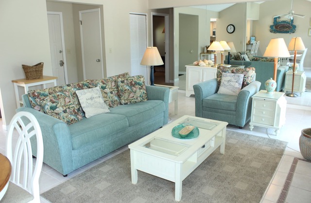 Golf Cart! Pool on Lake! Linkside Village 466!