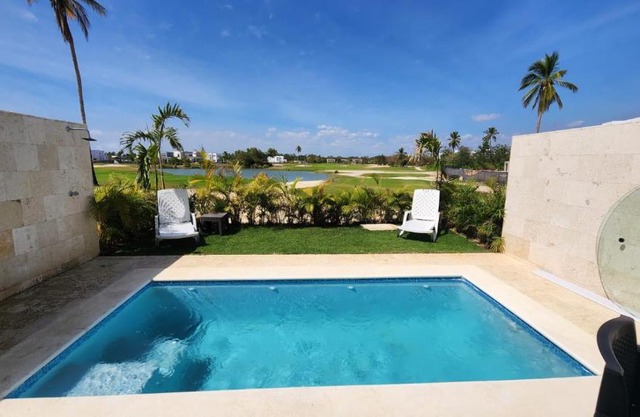 Golf View Paradise