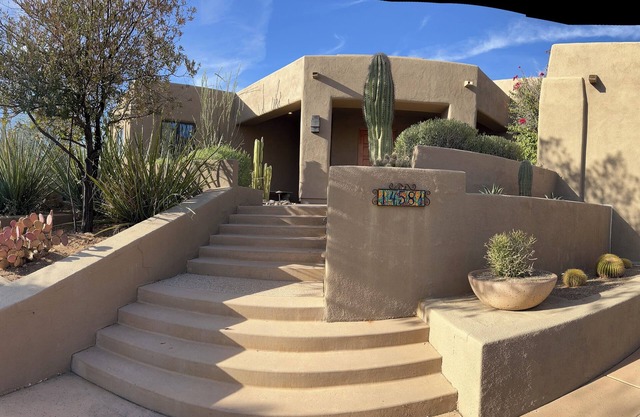 Golfers Paradise - Access to ICON Private Gallery and Dove Mountain Golf Club!