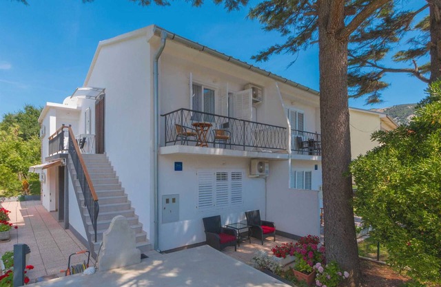 Goran - Nice apartment with balcony
