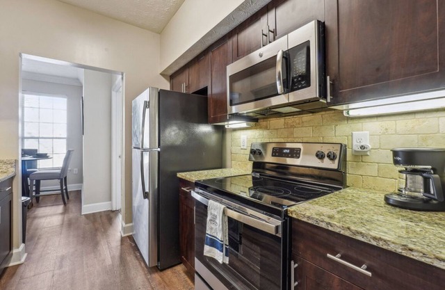 Gorgeous 2 bed 2 Bath!