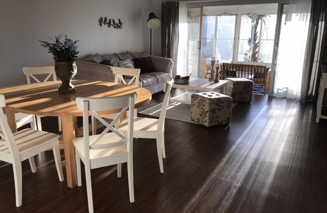 Gorgeous Errol Estates Villa 35+ min Drive to Disney & Universal