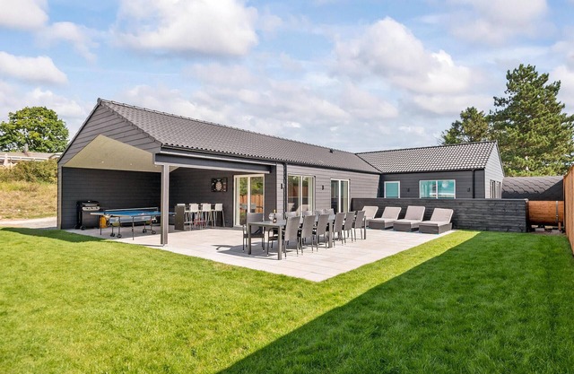 Gorgeous home in Ebeltoft with sauna